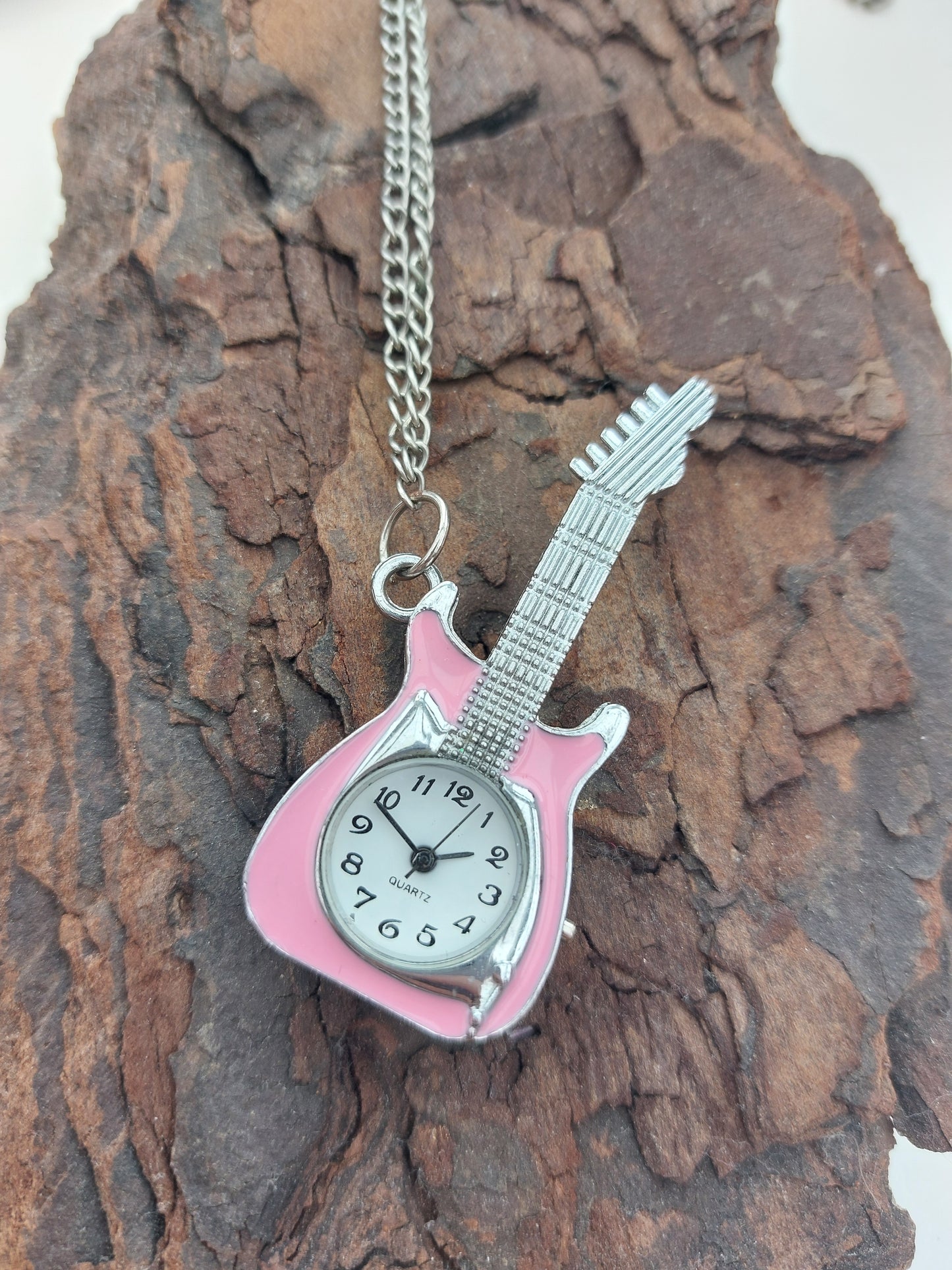 Guitar necklace