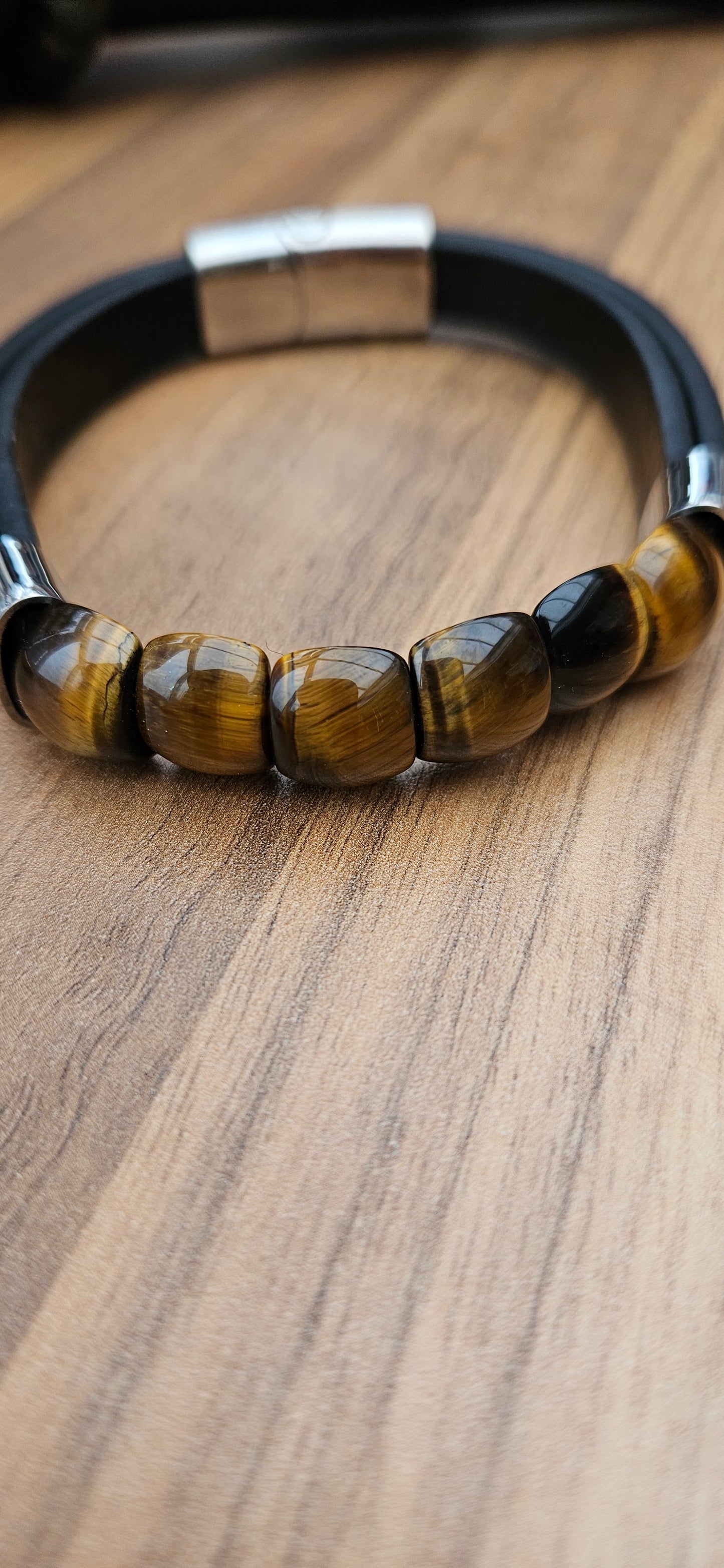 Tigers eye bracelet
